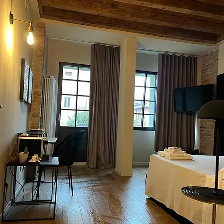 Gatto Bianco Bergamo