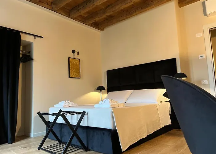 Gatto Bianco فندق مبيت وإفطار بيرغامو