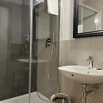 לינה וארוחת בוקר Gatto Bianco 3*