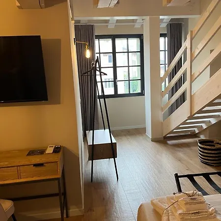 Gatto Bianco Bed & Breakfast *